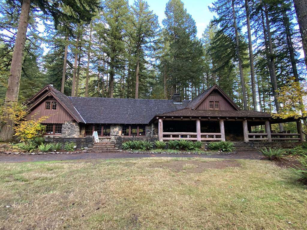 Silver Falls Cafe in Silver Falls State Park, Oregon