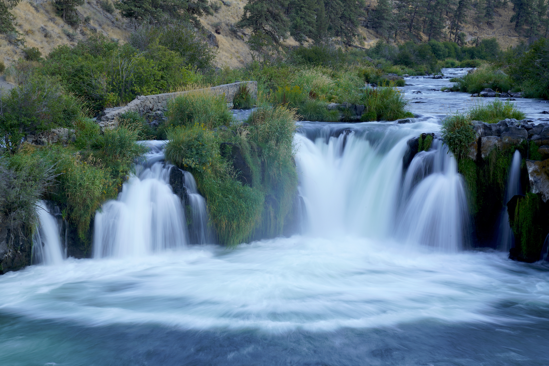 The Deschutes River pours over Steelhead Falls in Oregon.