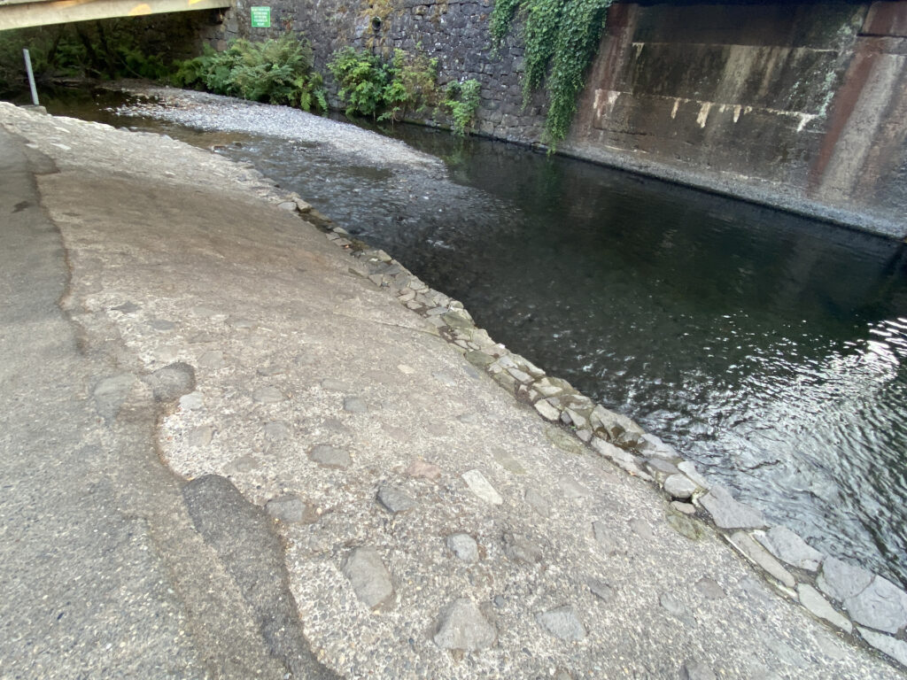 The wading area on Multnomah Creek below Multnomah Falls.