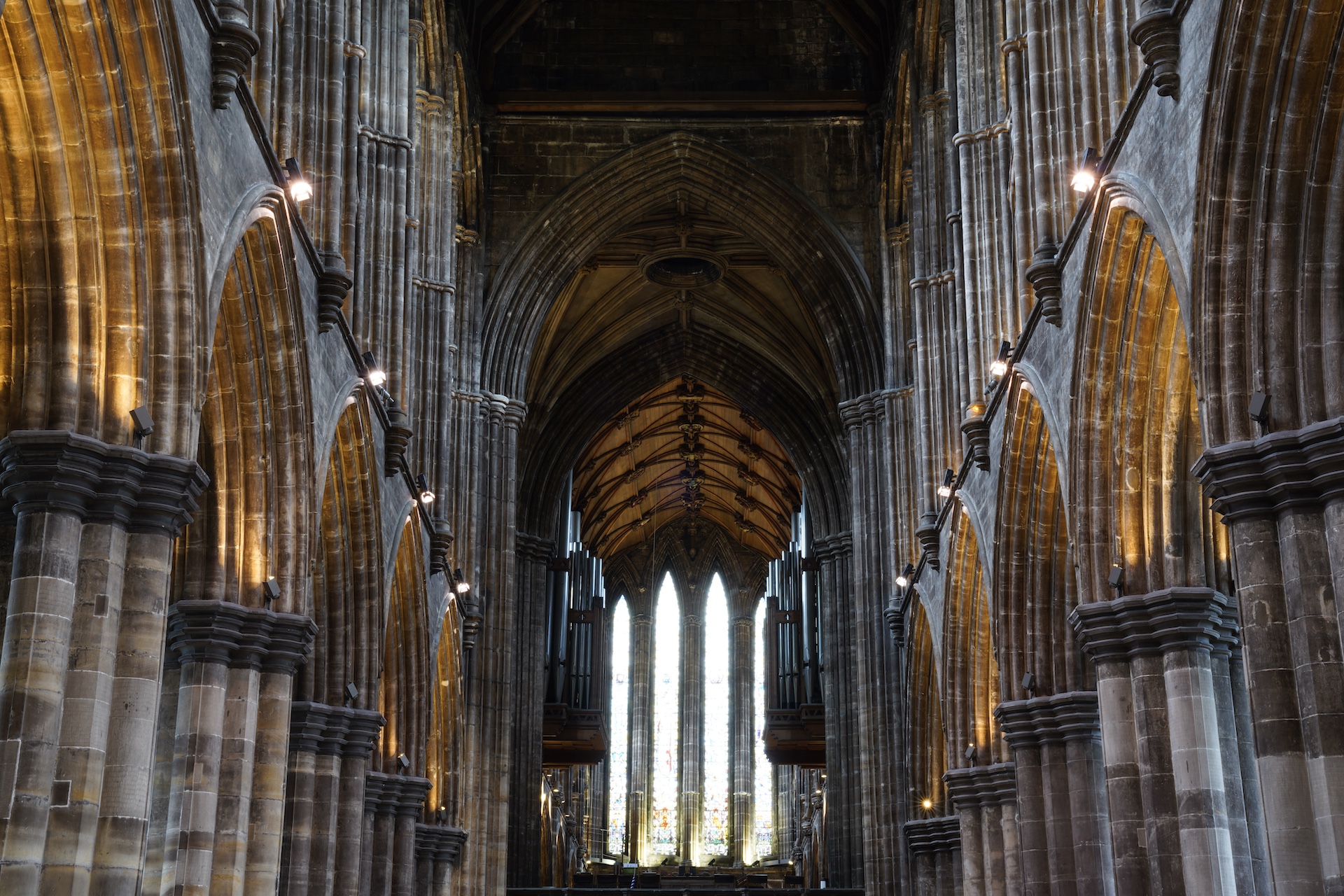 Looking up at the ceiling and choir of Glasgow Cathedral.