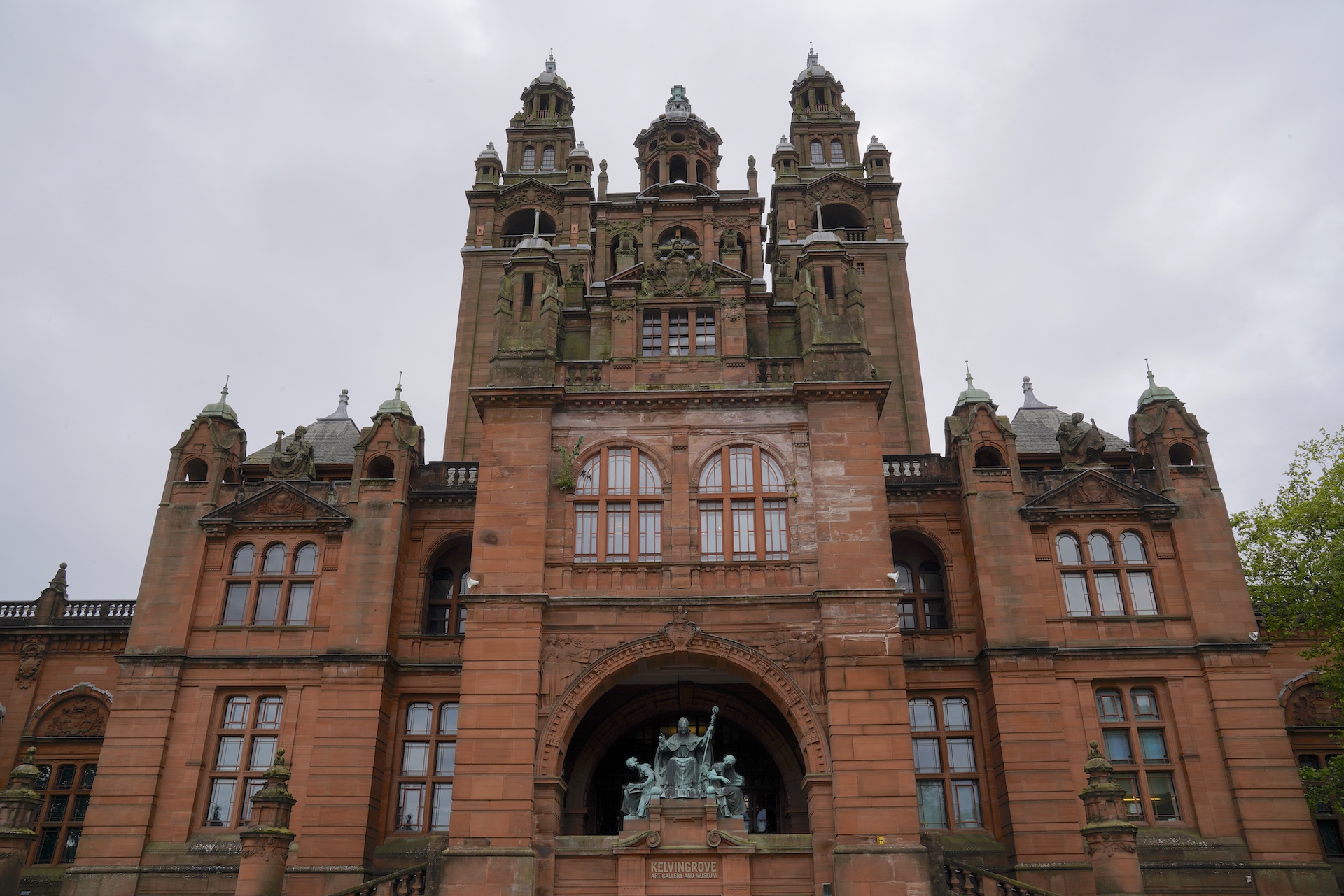 The grandiose rear (North) facade of Glasgow's Kelvingrove Art Gallery and Museum.