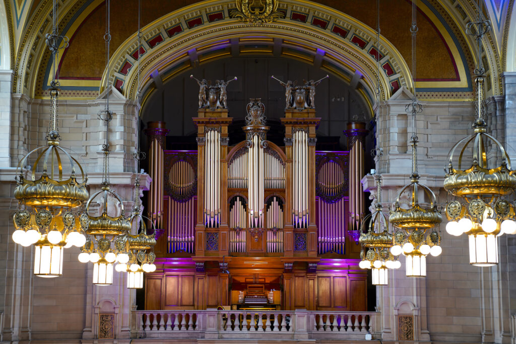 The pipe organ in Kelvingrove Art Gallery and Museum is Glasgow, Scotland, is the centerpiece of the museum's main hall.